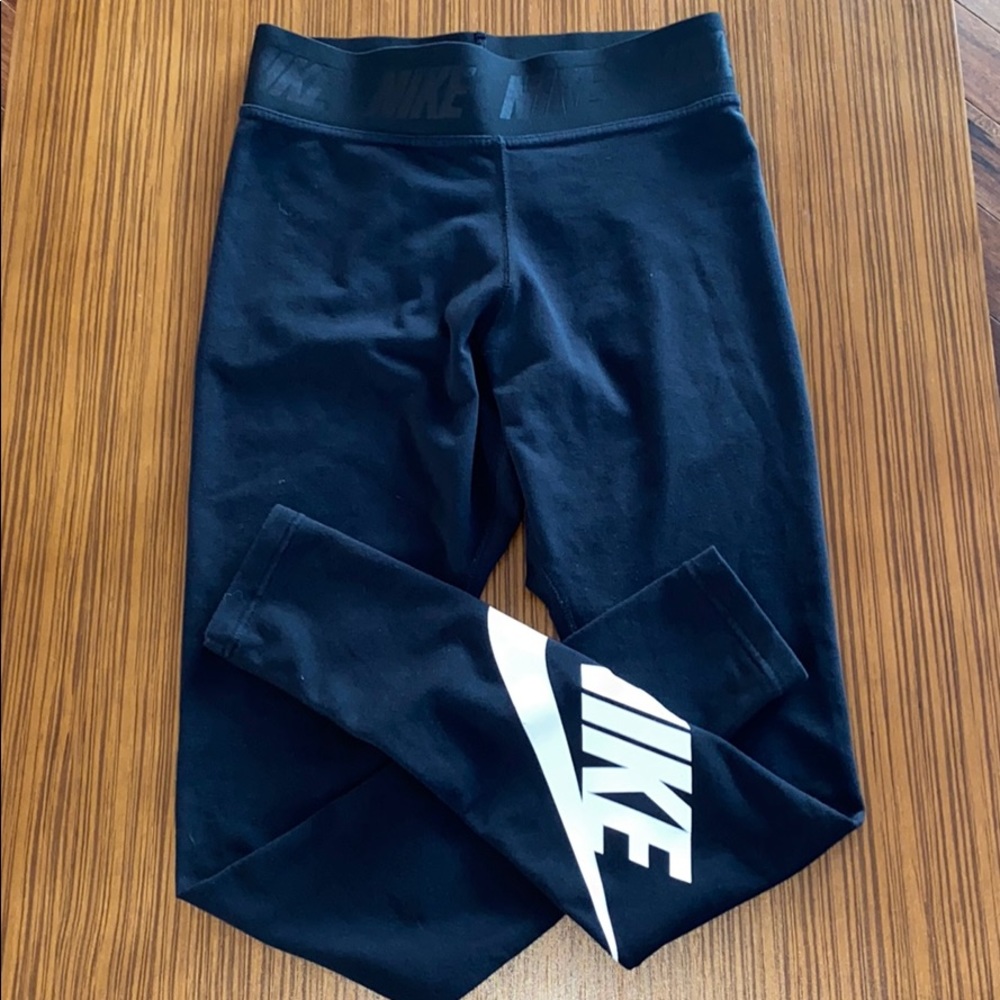 Nike sports ware club leggings